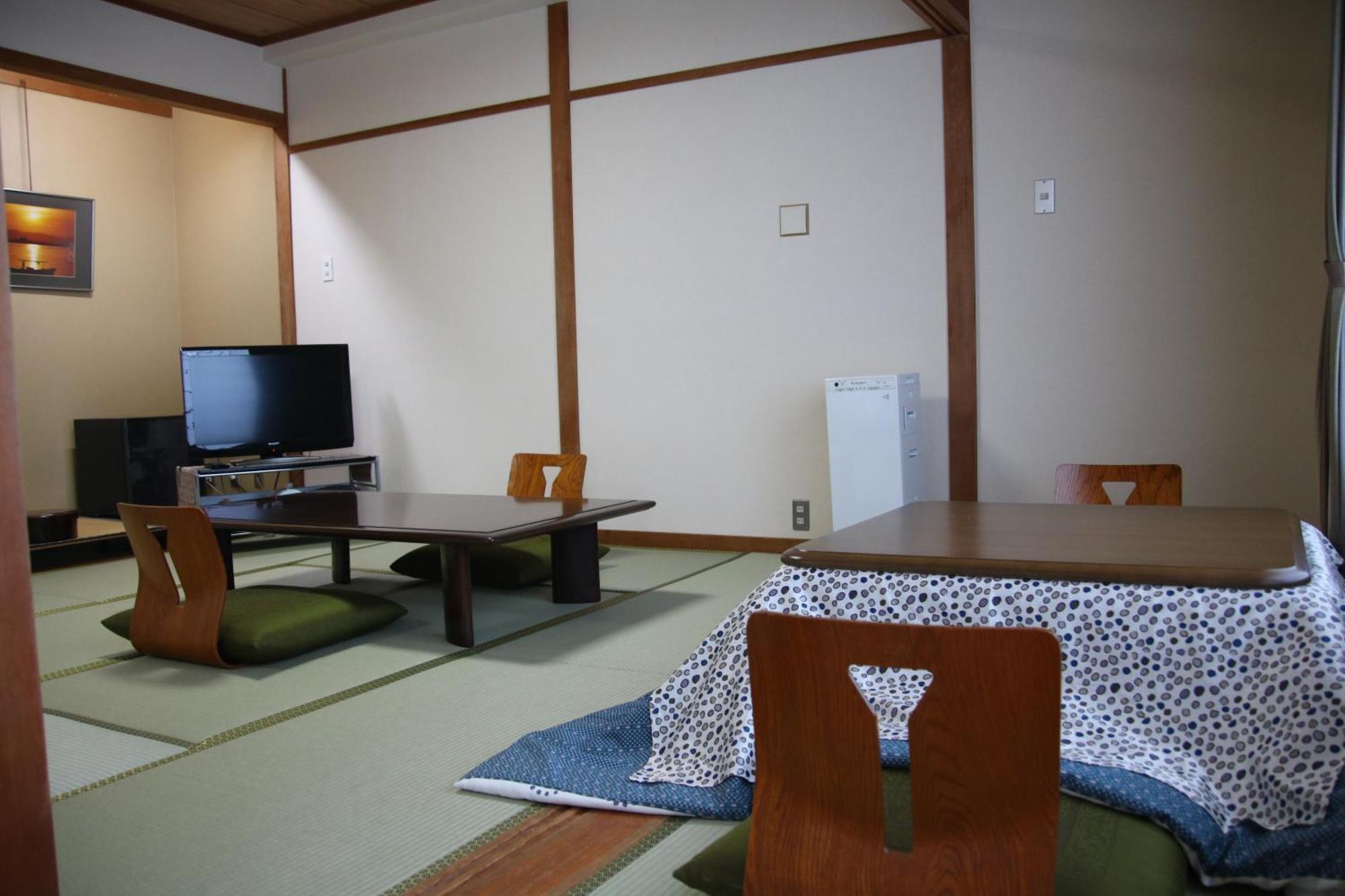 Miyajima Hotel New Kotobuki Hatsukaichi Exterior photo
