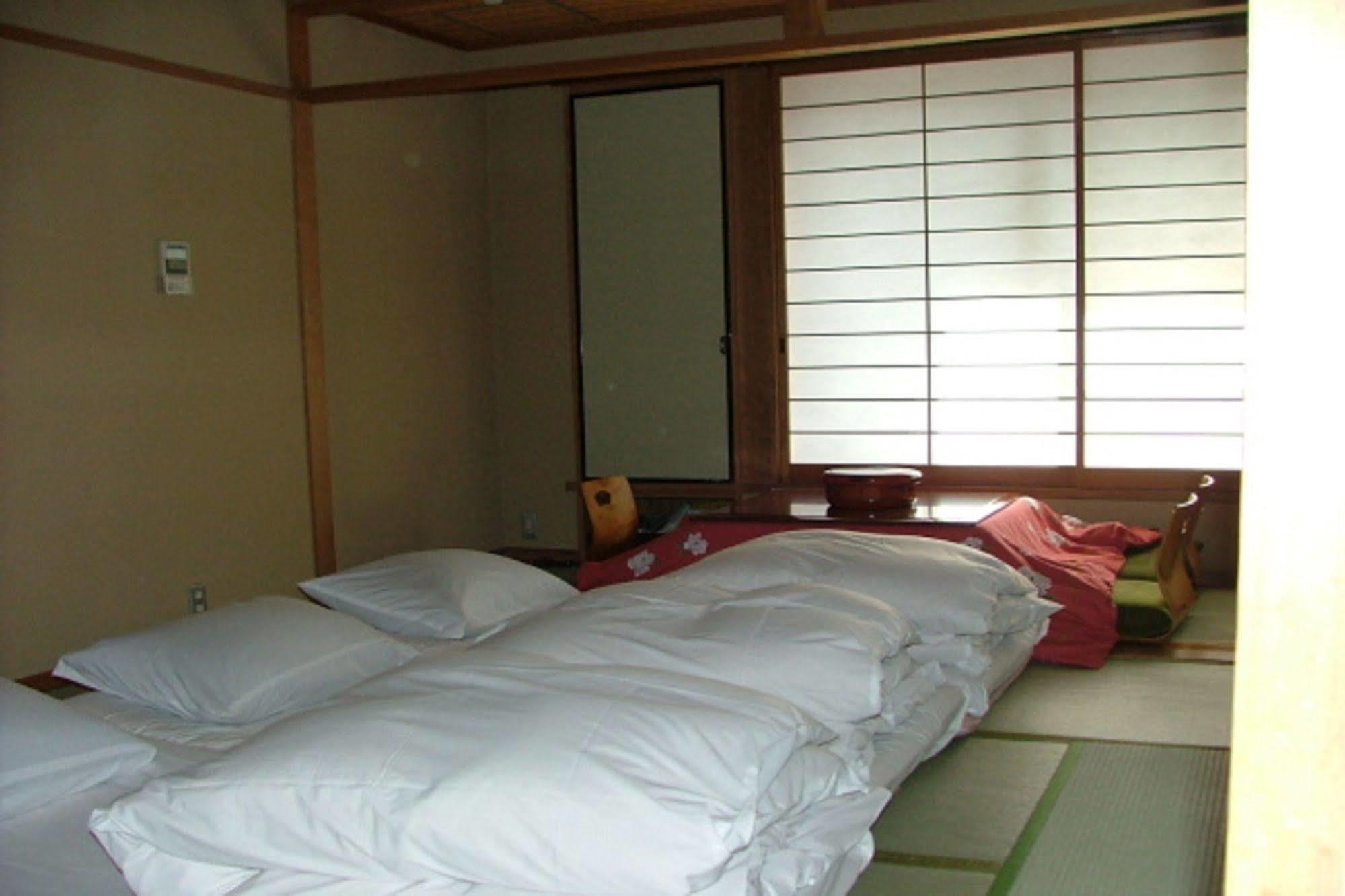 Miyajima Hotel New Kotobuki Hatsukaichi Exterior photo